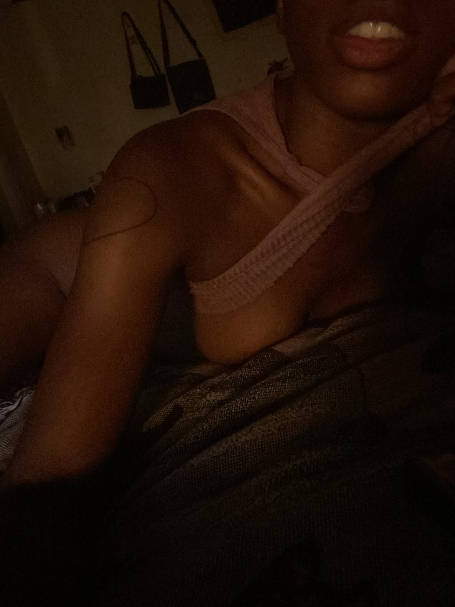 Bluuutoof's tweet photo. I feel my strongest at the darkest hours. 

I am the bottom of the ocean, the Blu Lagoon 🌊

Betas drown in my deep waters and come back to surface gasping for air, and more.

Findom • Black Supreme Ruler • Ebony Goddess 

@ebonydompromos @rtslave https://t.co/UiNlESXpAw