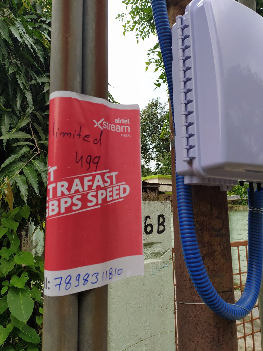Trollking_07's tweet photo. Airtel technicians broke our steet light. Been 4 days, it's pitch dark here at night. Pathetic!. # on flyer says not my problem @airtelindia https://t.co/RRcsozrMTW