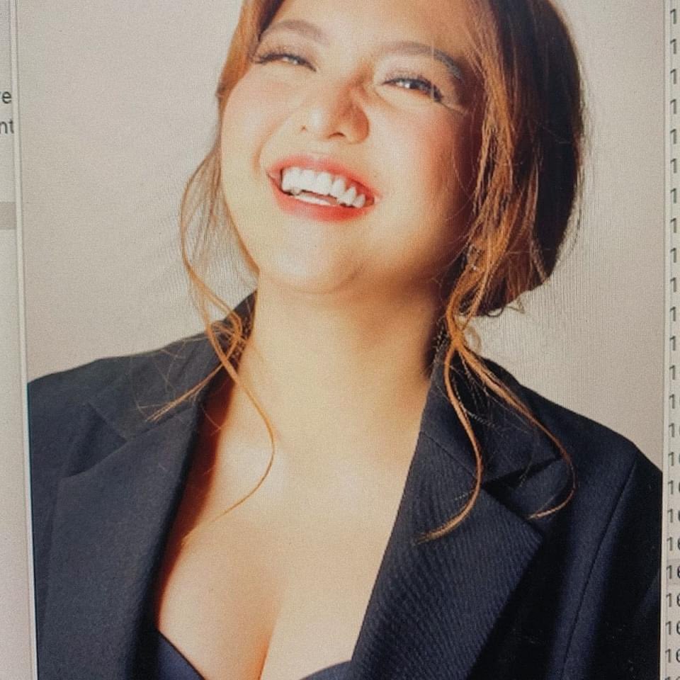 HiThisIsViy's tweet photo. I'm Viy Cortez 24 CEO of V I Y Line , TEA TALK by VIYline , 12-in-1 GLUTA LIPO by VIYLine , V I Y Line Clothing &amp; VIYzaar ❤️

kung may pangarap ka. SIMULAN MO! kung kaya ko! KAYA MO!🙏🏻 https://t.co/1qPccbH5Wb