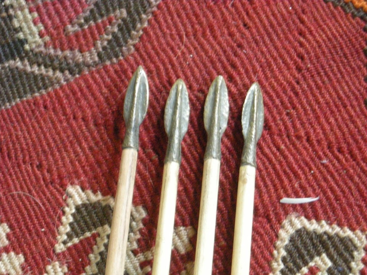 Check out these beauties made by master bowyer Jack Farrell. Saka/   #Scythian composite bows, all natural materials, with authentic core construction and a deer rawhide string. https://www.patreon.com/eranudtur...