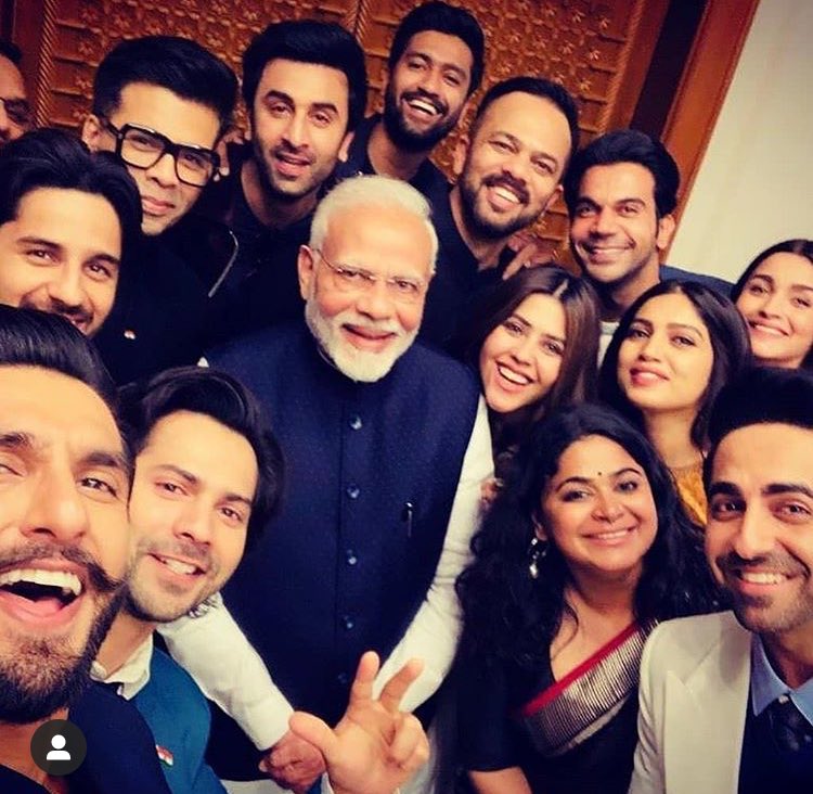 MovieTalkies's tweet image. Bollywood actors birthday wishes for PM Modi @narendramodi 🎂

#HappyBirthdayPMModi #NarendraModiBirthday #Modij #PrimeMinister #PMNarendraModi #HappyBdayNaMo #Bollywood #HappyBirthdayNarendraModi #happybirthdaymodiji #NarendraModi #modiat70 #ModiJiAt70 #movietalkies