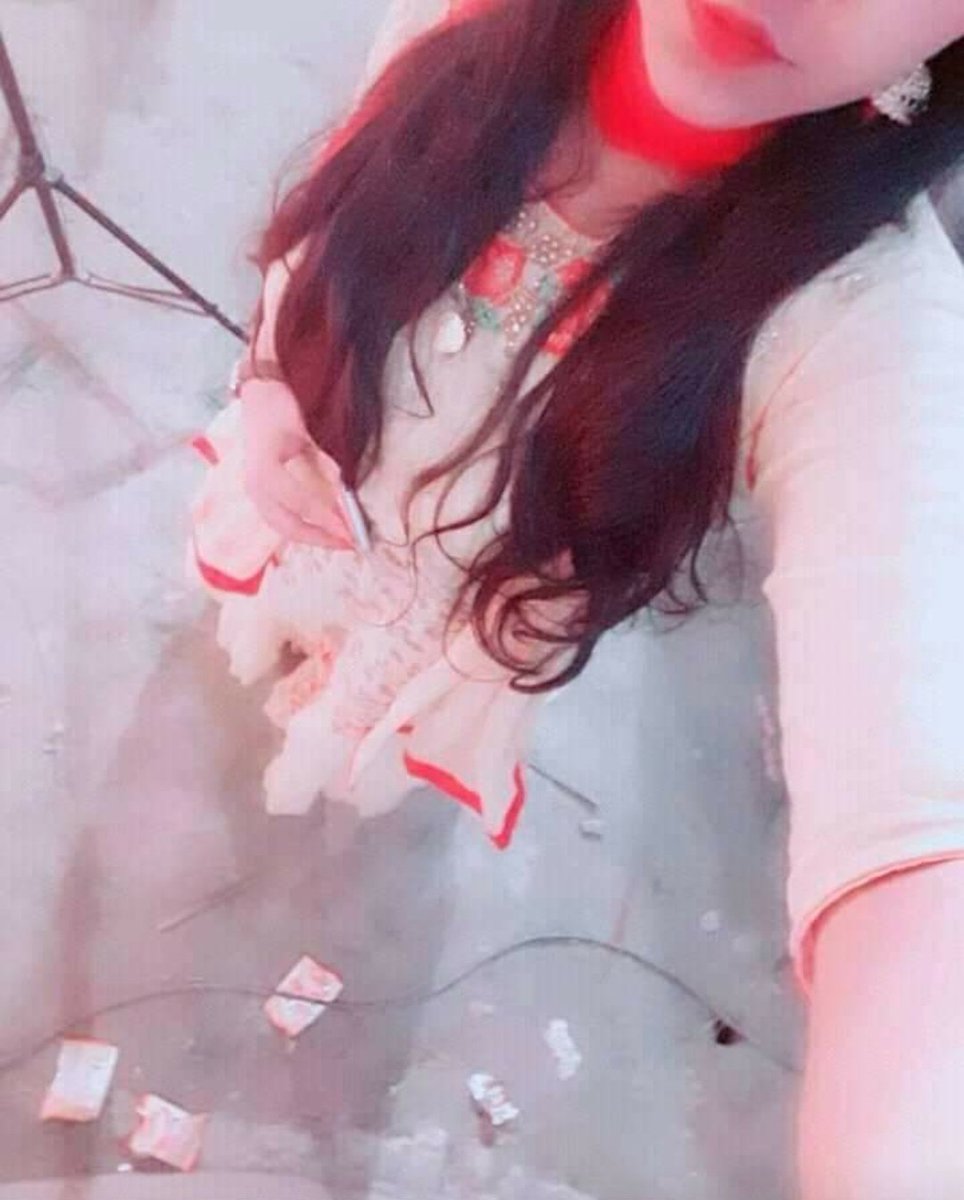 یہ جو ہنستے ہنستے دن گزر رہا ہے
یعنی ! کہ رات پھر ، خوب رویا جائے گا
Good morning 😍