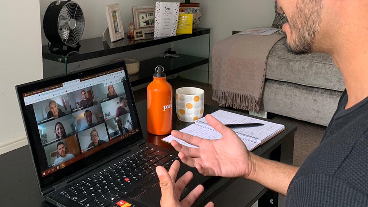 Laura Hinton tweet media