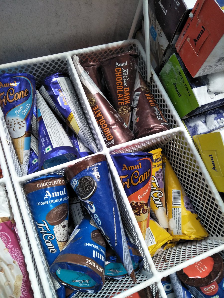 SACHINTAK55's tweet photo. #Amul #Amulocation #AmulTricone #MUSTRYCONE #DARKCHOCOLATE 120ML BIG SIZE 👑 ICE CREAM CONE JUST RS. 40 ONLY #IceCream #IceCreamul #PUNEAMUL #AMULPUNE #CORNETTOVSTRICONE #TRICONEVSCORNETTO PUNE CITY LAW COLLEGE ROAD AMUL 🍫 DISC COOKIE CRUNCH DELIGHT CONE ICE CREAM TOO JUST RS 30 https://t.co/3rC5AMAxnf