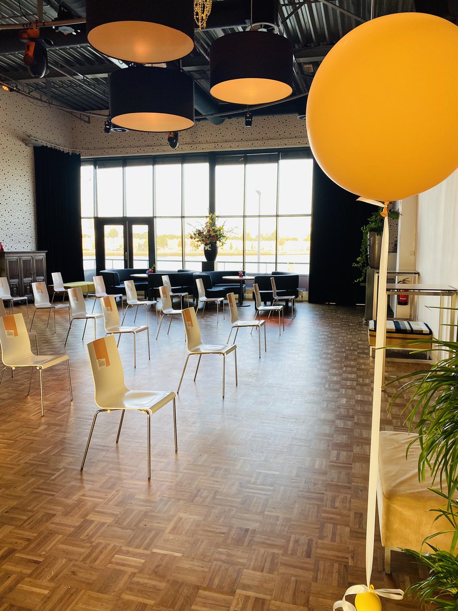 RVKO_Rotterdam's tweet photo. De dag van de leidster - Bij de RVKO maken we daar een Studiedag voor de pedagogisch medewerker van, met workshops, een lezing en een kletspotspel op locatie. #studiedag #dagvandeleidster #rotterdam #rvko #onderwijs #coronaproof https://t.co/SBJcJgZbVy