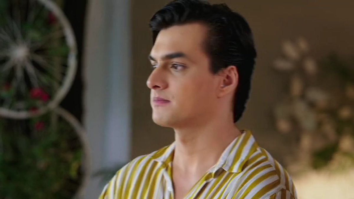 "Aap sab ne milke mujhe ullu banaya? Aab mein gussa hoon aapse.""Haan theek hai koi baat nahi tum raho gussa"  @momo_mohsin  @shivangijoshi10  #Kaira  #KairaArePregnant  #yrkkh