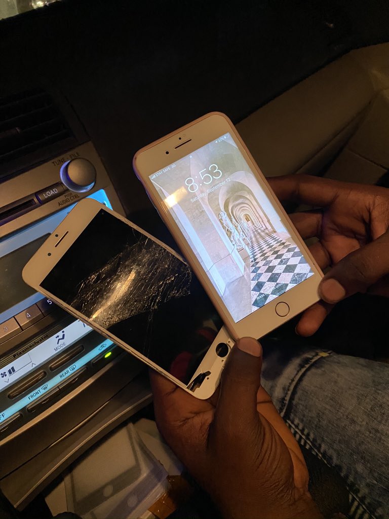 MobileScreenFix's tweet photo. Good day everyone! 

Still remain your plug for home service fixes of Apple and Samsung devices, if it’s not fast; convenient and affordable; it’s not Mobile Screen Fix!  #MSFWay https://t.co/ORWWRPM55u