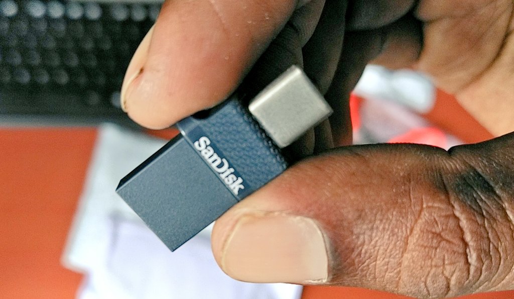 ENDTIMEYOUTUBE's tweet photo. Unboxing and first impression
https://t.co/BS8en29Gho

#Sandisk 
#happybirthdaymodiji 
#HappyBirthdayNarendraModi 
#NarendraModi 
#pendrive 
#HBDNarendraModi 
@SanDisk 
@SanDiskSupport 
@sandisknaveen 
@C4ETechTamil 
@Redtechtamizha 
@TamilTechGuruji https://t.co/tZokO1zGoz