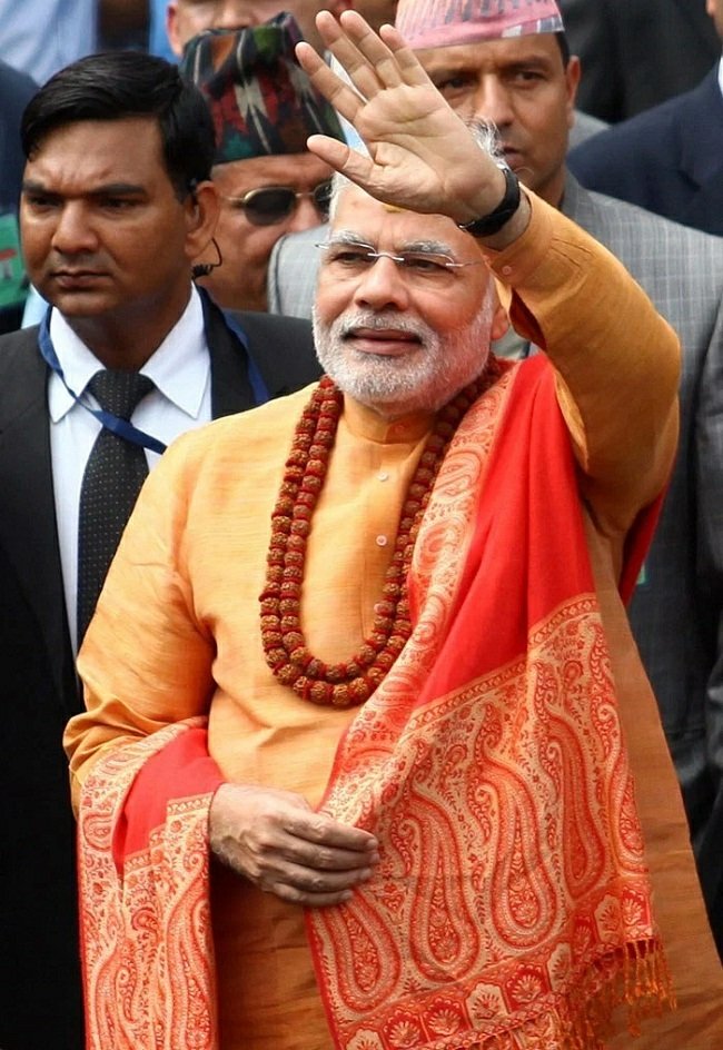 ZeroxAnd's tweet photo. भक्तों के लिए साक्षात नारायण के ग्यारहवें अवतार, विपक्षियों के लिए हाहाकार, यशस्वी प्रधानमन्त्री @narendramodi जी आप जिओ 2002 साल ..💐💐 https://t.co/CytzEuT9dI