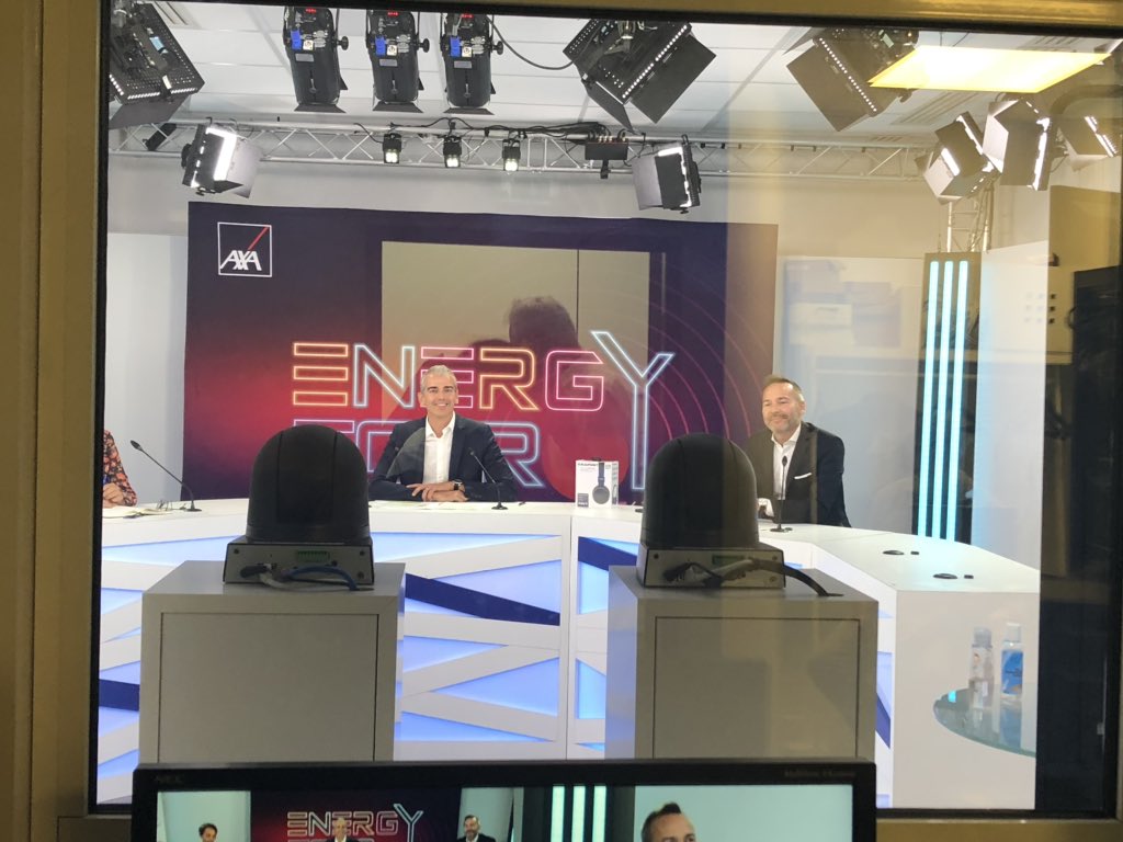 En direct du studio d’AXA France pour le live « Energy Tour fait sa rentrée » avec la région SE ! Près de 760 collaborateurs d’agence connectés pour évoquer les priorités de fin d’année, BRAVO 👏👏 <a href="/ChateletRichard/">CHATELET RICHARD</a> @ben_villalva <a href="/julienverite1/">julien verite</a> @EWehry @mathieu_godart