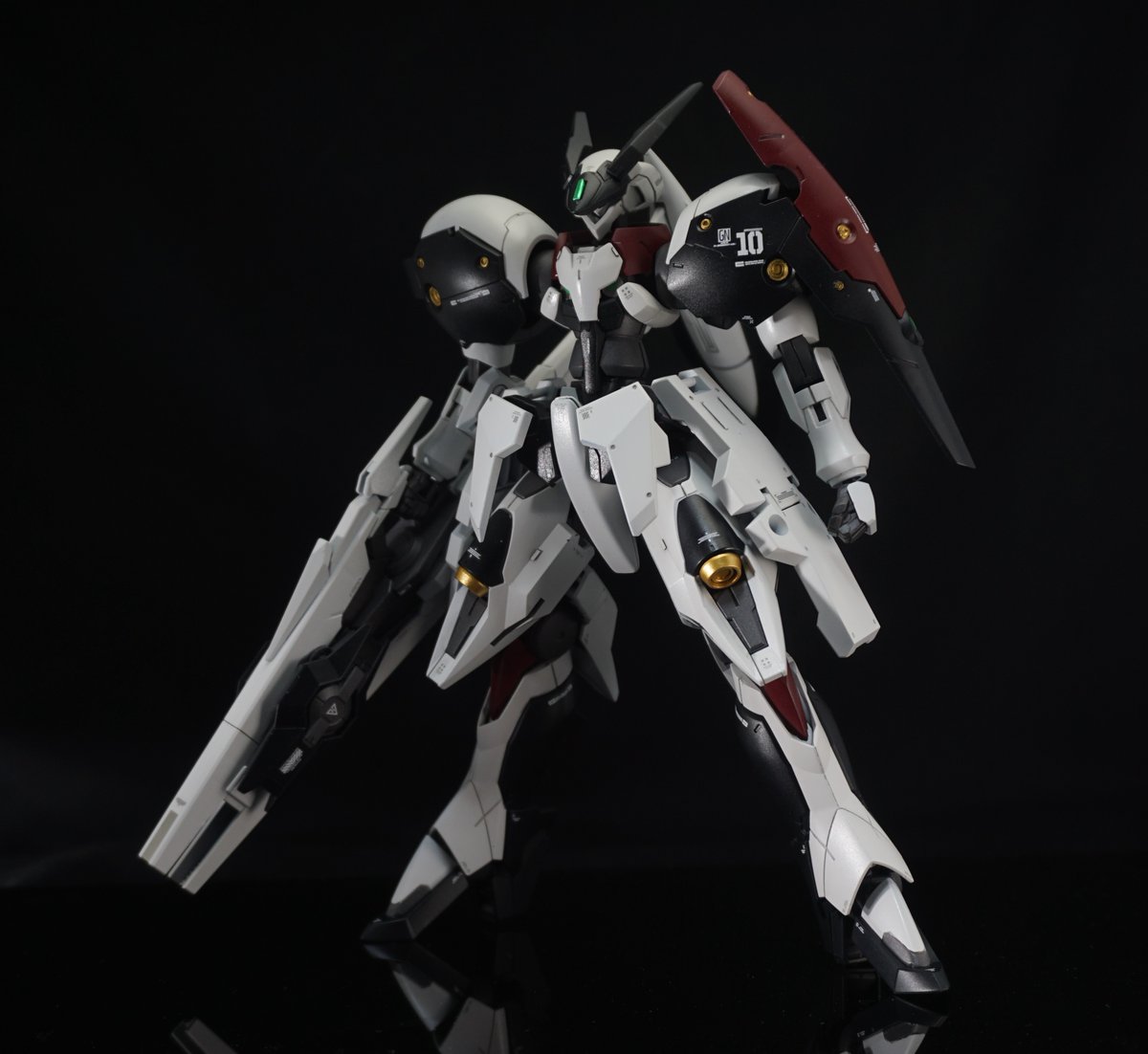 HGガラッゾ　ミキシング改造　ガルムガンダム改造塗装作品 HGガラッゾ ミキシング改造 ガルムガンダム改造塗装作品 HG1/144