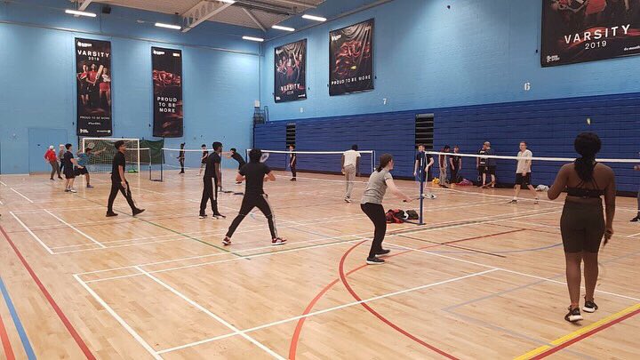 It’s time for a throwback to our most popular weekly session, Badminton 🏸

Throughout the past academic year, both staff and students could get involved in 2 free badminton sessions 🙌

#HealthyDMU