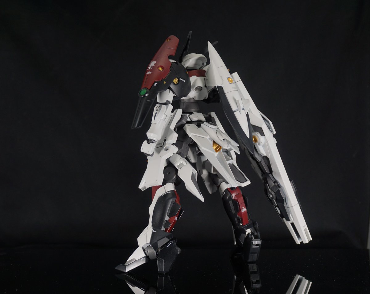 1本動画投稿しました～ HGガラッゾベースに改造した機体です 結構