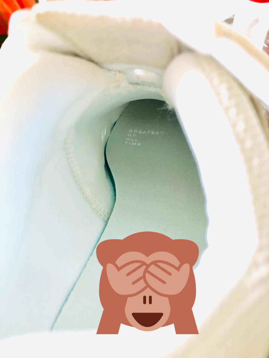 paukay's tweet image. Surprise! There’s a hidden. #shookt @on_running @rogerfederer