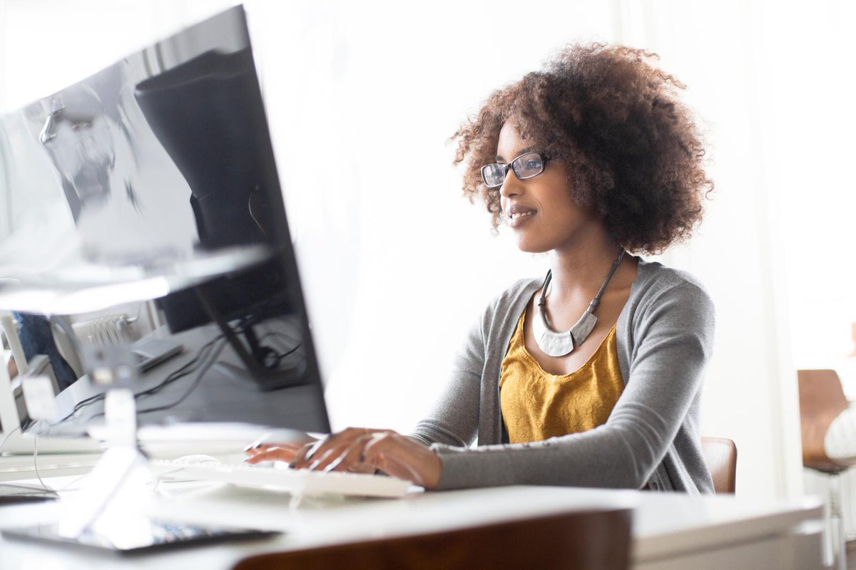 Love developing with #Episerver? You don't want to miss the Episerver World community week starting Mon 28th Sept. A one hour webinar every day at 2pm BST / 3pm CET / 8am CT covering topics such as cloud, headless and commerce. Register and full agenda: david-t.ec/3izyBlD