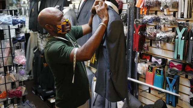 thehill's tweet image. Mastercard to invest $500 million into Black communities over the next 5 years hill.cm/Vvaipbj