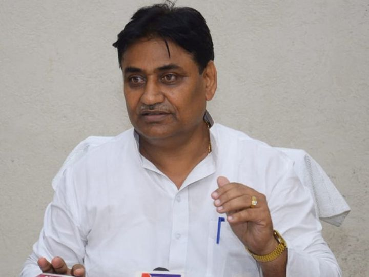 1stIndiaNews's tweet photo. #Jaipur: 5वीं और 8वीं की परीक्षा होगी आयोजित
मुख्य परीक्षा के 60 दिनों में पूरक परीक्षा भी होगी आयोजित, 8वीं की पूरक परीक्षा में असफल को फिर से 8वीं की पढ़ाई करनी होगी, 5वीं में किसी भी विद्यार्थी को नहीं रोका जाएगा, शिक्षा मंत्री गोविंद सिंह डोटासरा ने सोशल मीडिया पर दी जानकारी https://t.co/IEyTSgDixO