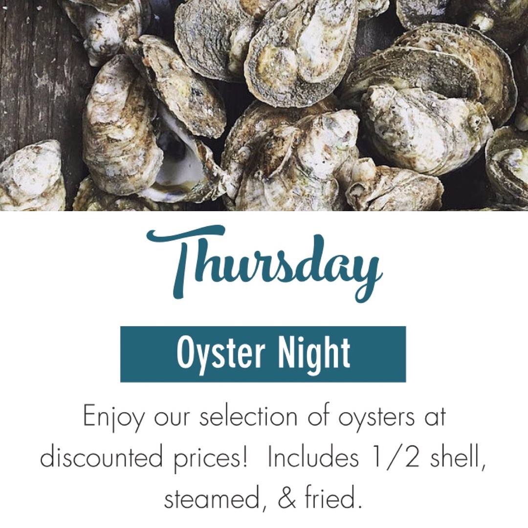 Every Thursday is Oyster Night!! 😊 Enjoy our fresh, local oysters from the Chesapeake Bay!⚓ Our indoor & outdoor seating is open or give us a call at (703) 754-9852 to get started with your Curbside Pickup! 🚘🍽

#chesapeakebay #oysters #freshoysters #seafood #blueridgeseafood