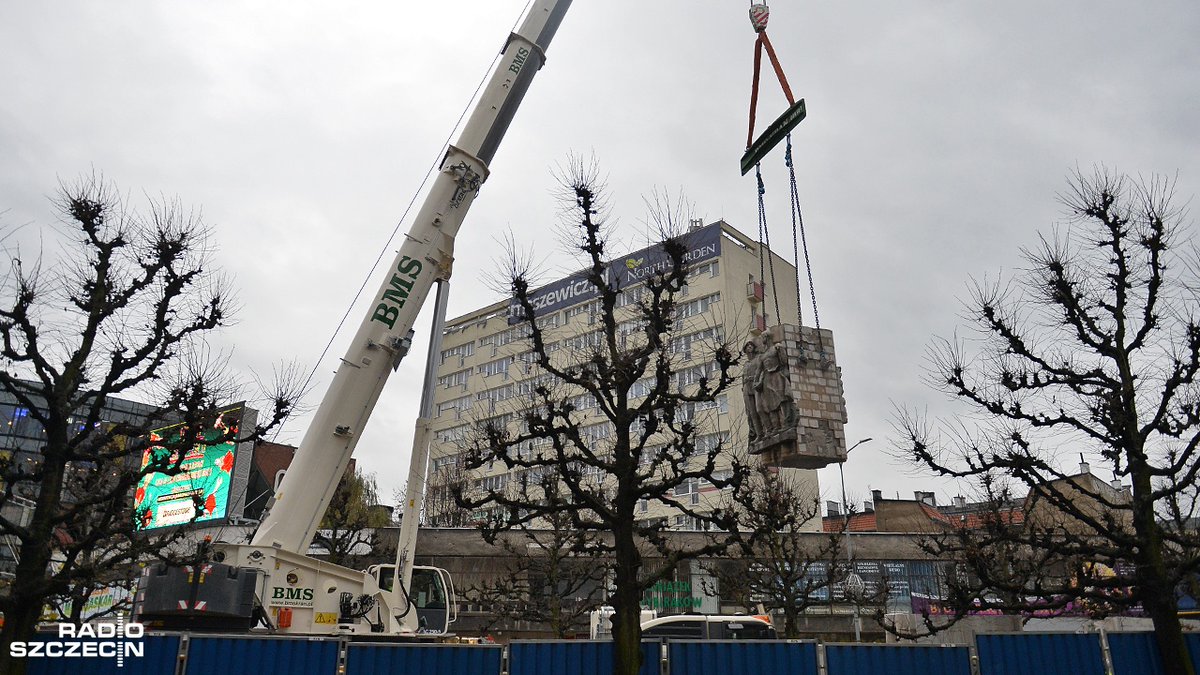 8 September 2017: Trzcianka memorial - demolished18 November 2017: Szczecin memorial - removed; parts moved to the Central Cemetery, while other parts were sent to the Museum of Breakthroughs