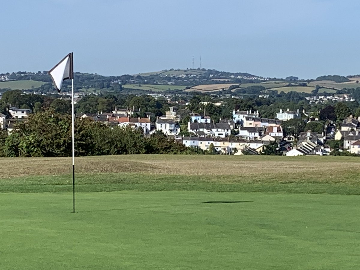 Right, feeling generous and could do with boasting the twitter following. Who wants a FREE 4 Ball voucher for @torquaygolfclub!? (If theirs 3 I’ll even play) Like, Follow and retweet and I’ll announce the winner at the weekend.