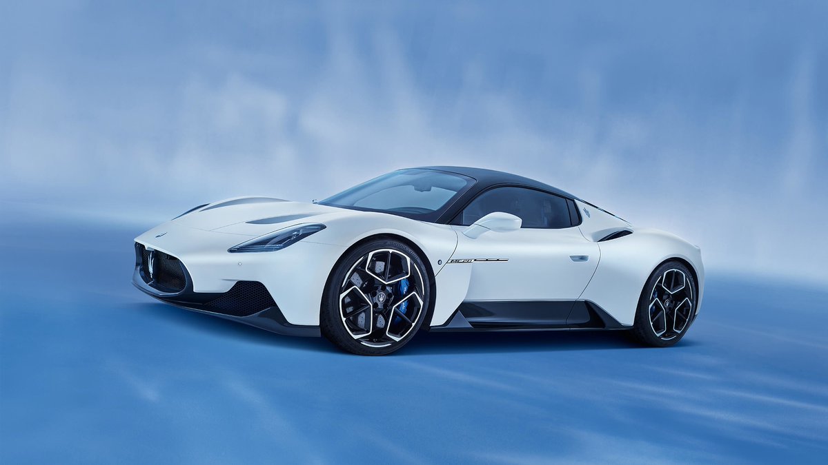 MaseratiofATL's tweet photo. The new #MC20 Supercar leads the revival of the Italian brand. #Maserati https://t.co/jiiEJiGuAX