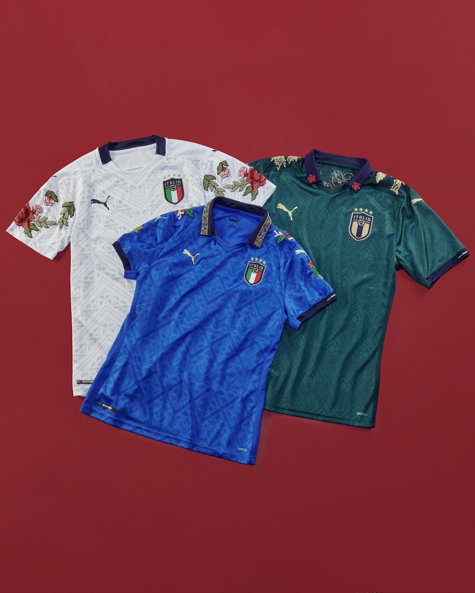 TheFootballGal_'s tweet photo. New work for @pumafootball @azzurri https://t.co/3gqTsC70oZ