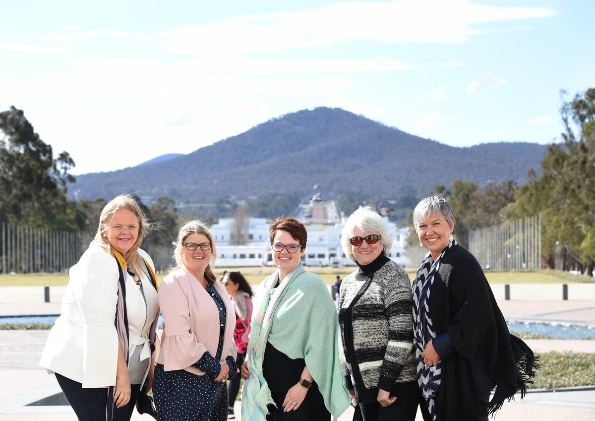 betterbushcomms's tweet photo. After 6 years of volunteer regional comms troubleshooting, today @MarkCoultonMP @PaulFletcherMP announced @NationalFarmers as the successful tender group 4 the new federally funded #Regional #DigitalTechHub #BIRRR looks 4ward 2 seeing #NFF vision for the new hub #betterbushcomms https://t.co/1lK92uAjDh