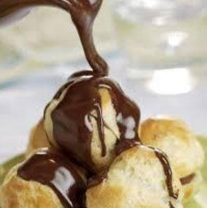 dArtCentre's tweet photo. Don't miss out

There is just 1 place left for Choux Pastry on Sat 26th Sep, 10am - 1pm

Impress the friends &amp; family when you bring home eclairs, paris best &amp; choux buns

Book at https://t.co/JOPmjso6f3 or call 01489 779 471 https://t.co/erON29ACpX
