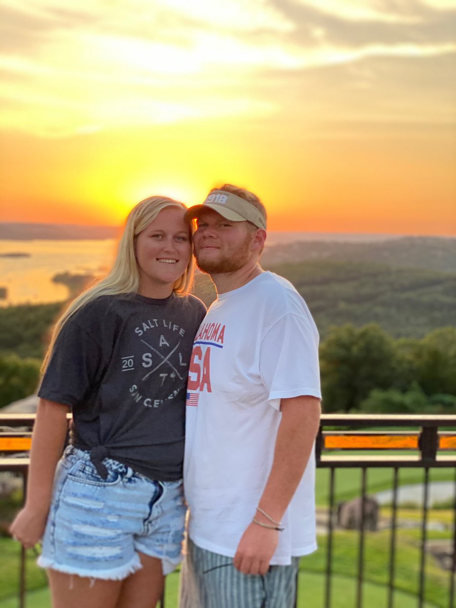 Sydney_Martin02's tweet photo. HAPPY {21ST} BIRTHDAY TO MY GUY🤩 hope your day is just as amazing as you are, thankful for you🥳 love you longtime💕, now let’s go celebrate🤪 https://t.co/mW460Y0wa1