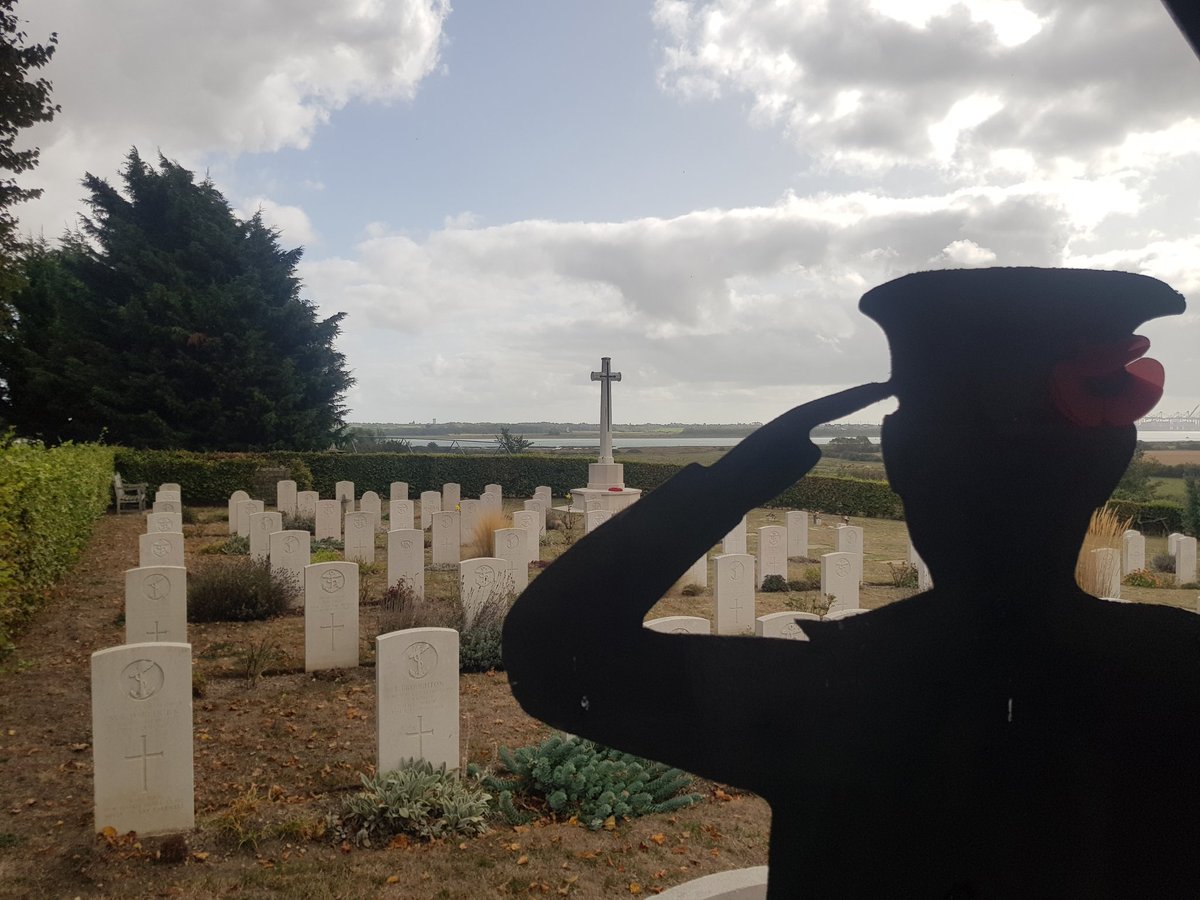 A short pause at Shotley Church this morning, a churchyard and war cemetery steeped in naval history. A fascinating place to visit with naval graves from 1900, through both World Wars.
