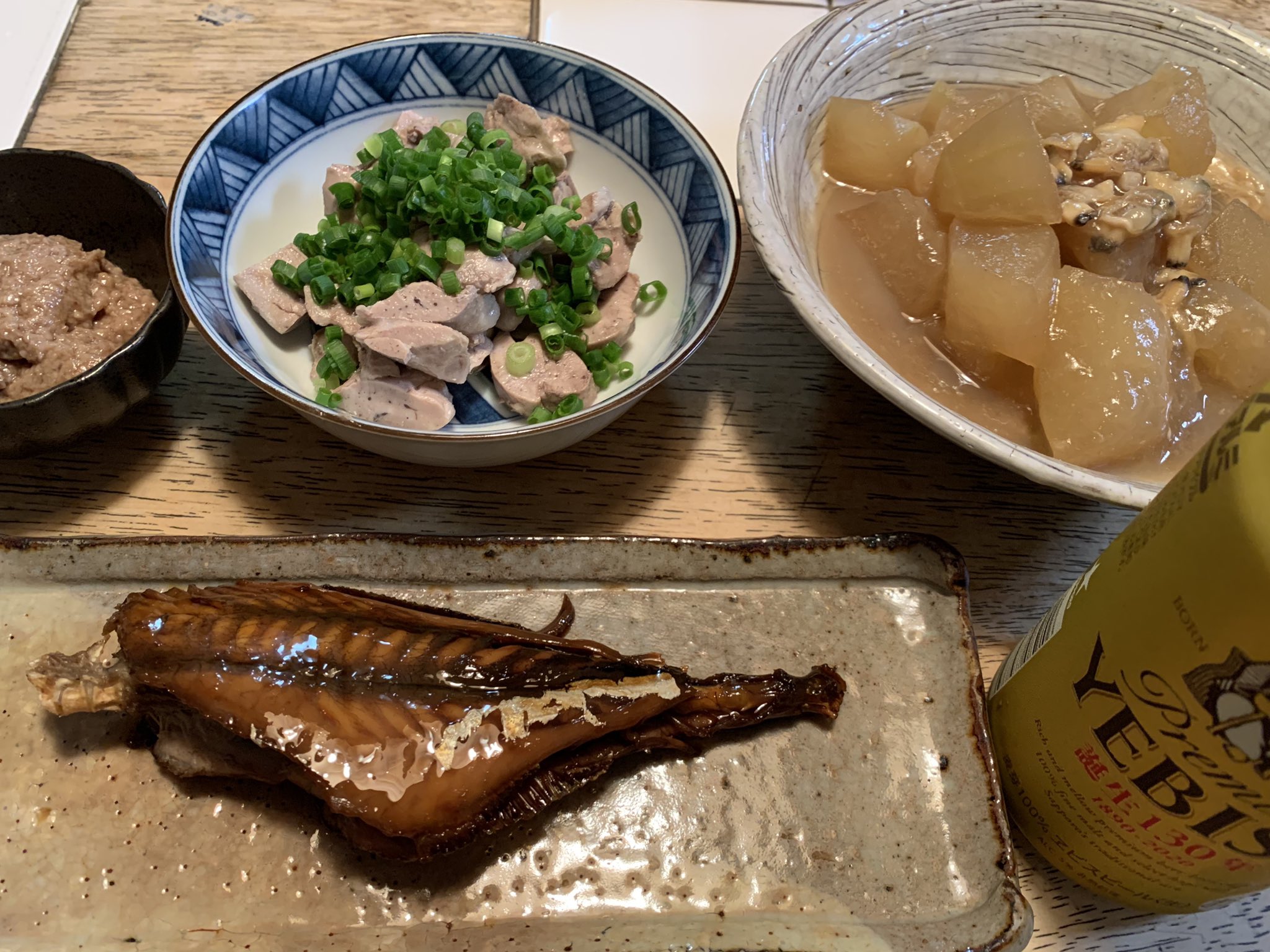 Hiro9515 ギマの肝の酒蒸しとギマの煮付け ショウサイとシロサバとギマの刺身 ギマの肝旨い 刺身はやっぱりショウサイフグが一番かなぁ ショウサイフグ シロサバフグ ギマ 男料理 T Co Aj0nc8ajeb Twitter