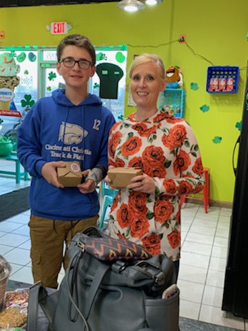 CandyStashSweets&Treats tweet media