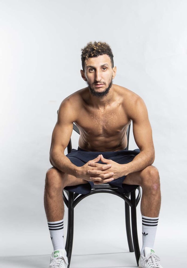 SofianeOumiha's tweet image. Un regard qui en dit long sur le chemin parcouru jusqu’à maintenant. On arrive pas là par hasard, je suis prêt à gravir tout les obstacles qui se dresseront devant moi ...

L.O.A.D.I.N.G ...⏳🙏🏽.
#Ensemble