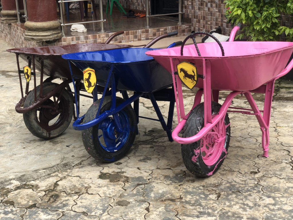 pmnewsnigeria's tweet image. #Trending: It seems Papa took the Ikorodu Bois out shopping too!