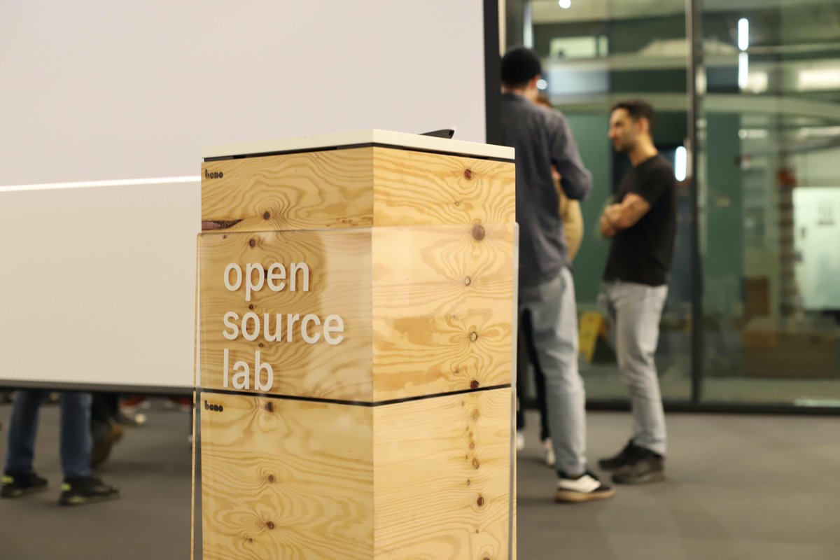 open_source_lab's tweet image. Follow @DFKI (in German) or more options here dfki.de/en/web/news-me…

We hope that the Open Source Lab&apos;s work provides building blocks for many to create solutions and contribute to the formation of sustainable and open urban mobility ecosystems. (2/2)