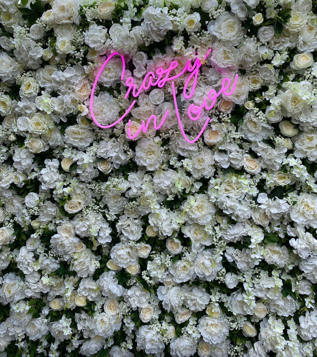 MonetEvents's tweet image. Crazy in Love - Bespoke flower wall now available for hire. DM me for more info #decorandprophire #gettingmarried #neonsign #crazyinlove #bespokeweddingstylist #2021wedding #2022wedding #justengaged #engaged💍 #newlyengaged #engagedtobemarried #venuestyling #venuedecor