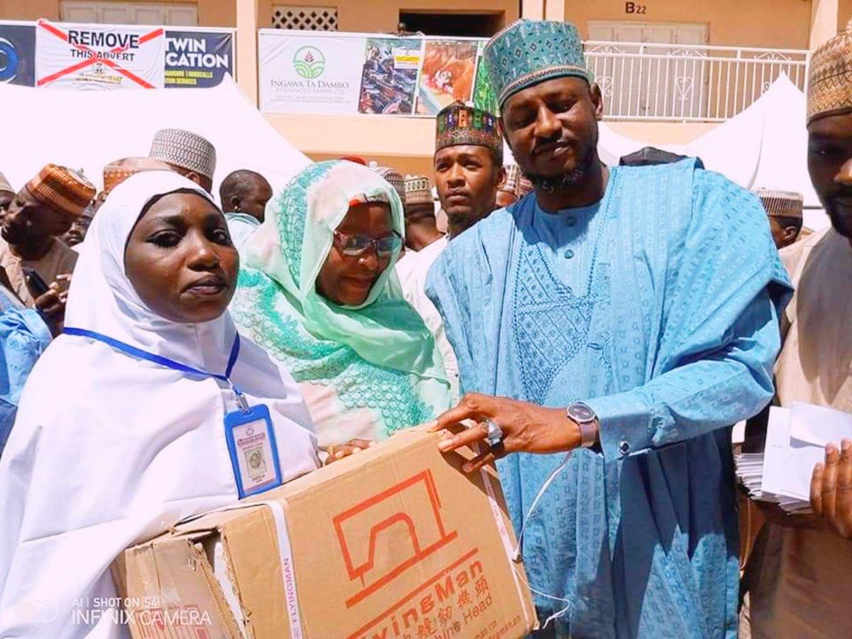 GwagwareF's tweet photo. Gwagware foundation under Dr Dikko Radda has contributed immeasurably to the betterment of lives through provision of scholarship, job opportunities, Entrepreneurship &amp; Empowerment schemes and other financial support .420 Widows &amp; orphans Benefited from this Empowerment scheme 👏 https://t.co/d54XOZ4OtK