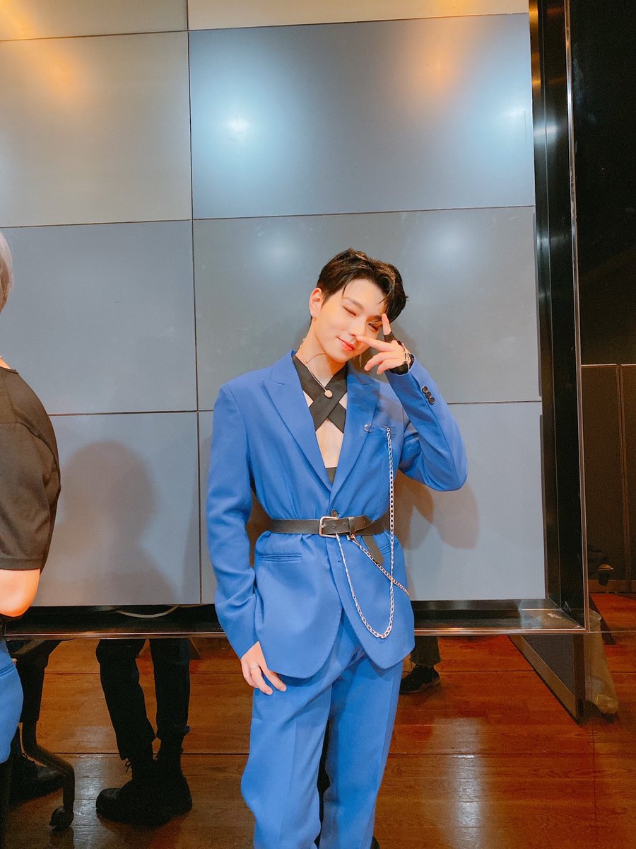 7OC_official's tweet photo. [#태영]

로즈들 Today도 ありがとう Te amo🥰

#세븐어클락 #4개국어ㅋㅋㅋ
#오늘도 #고마워요 #우리로즈🌹 https://t.co/3naYLWZ1zQ
