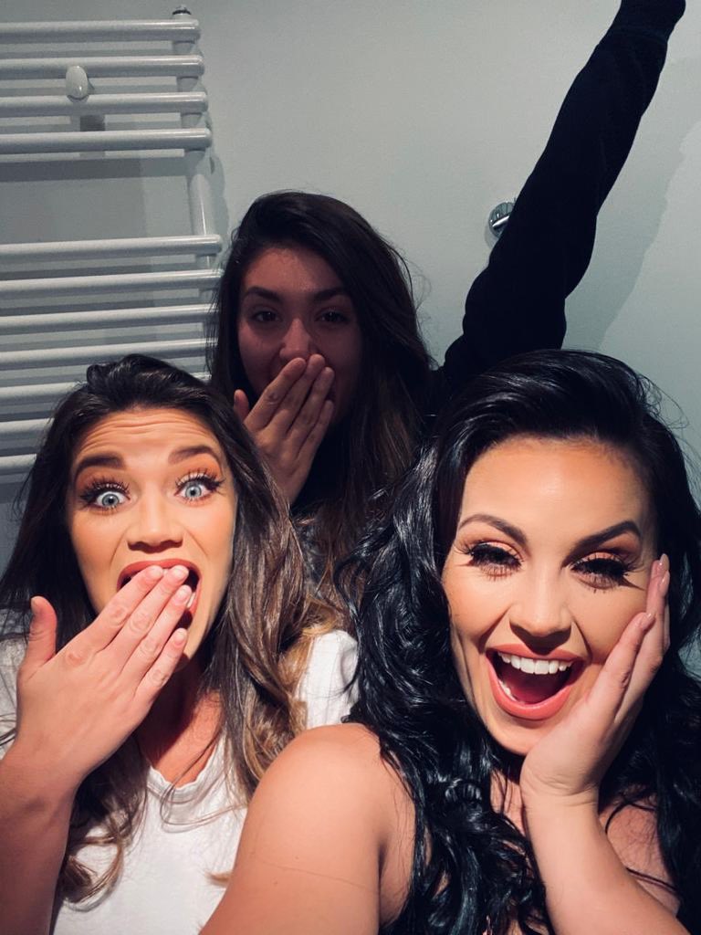 Bello Sisters on Twitter "Hey Guys!!! WE MADE INTO THE FINALS of AGT