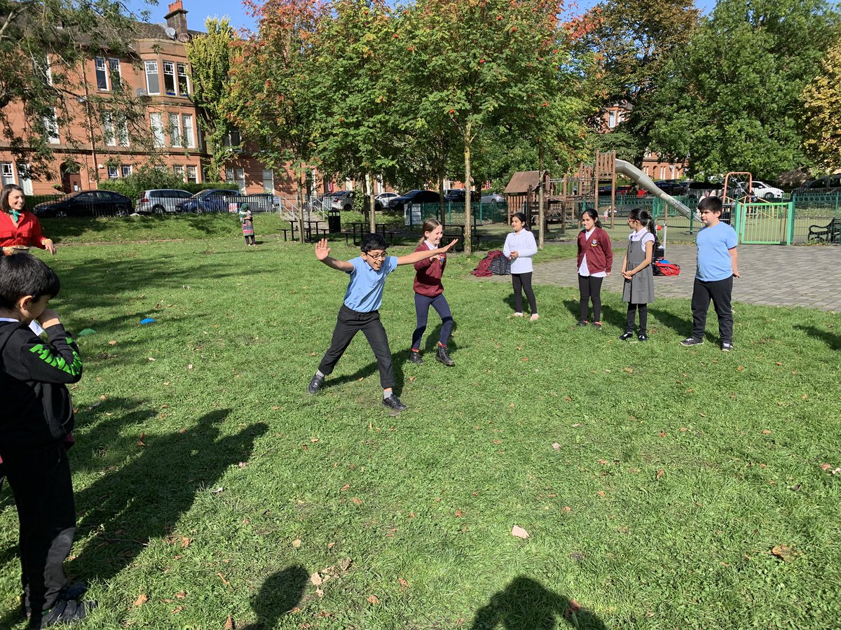 pollokshieldsps's tweet photo. Primary 5/6 loved their outdoor dance with @SunriseDances ! Loved the 60s vibes to tie in with our topic! #outdoordancing #outdoor #funinthesun https://t.co/kz6TRg3XN4