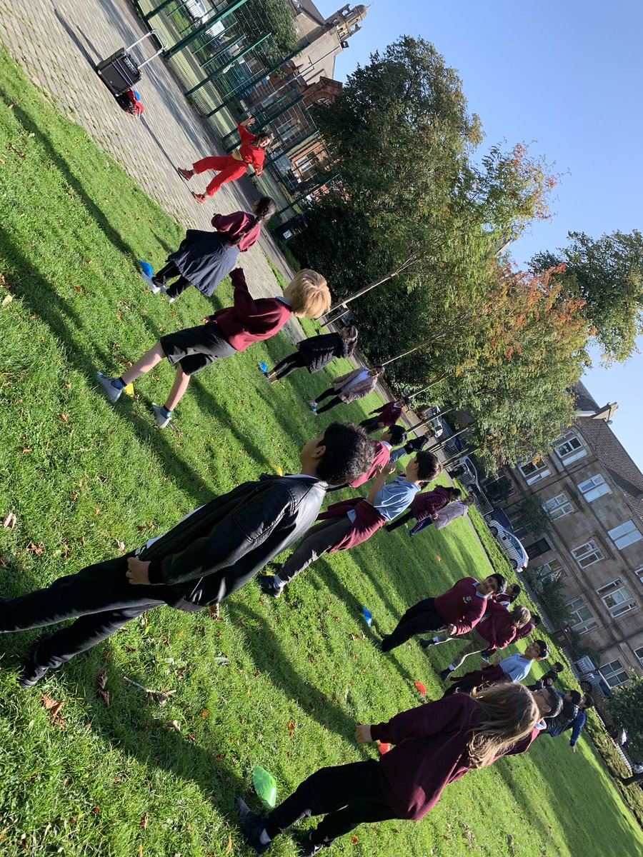pollokshieldsps's tweet photo. Primary 5/6 loved their outdoor dance with @SunriseDances ! Loved the 60s vibes to tie in with our topic! #outdoordancing #outdoor #funinthesun https://t.co/kz6TRg3XN4