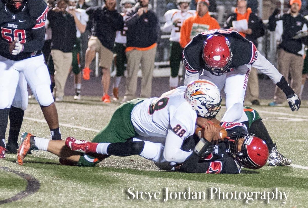 eastlincolnfb's tweet photo. The third installment of the alumni tour features Ryan Matz.  Ryan is currently receiving his education at the prestigious West Point Academy.  Ryan could do it all from his defensive end spot, rush the QB, make backside tackles, and was always a fun conversation.  Cont. https://t.co/GXWfwXIacX