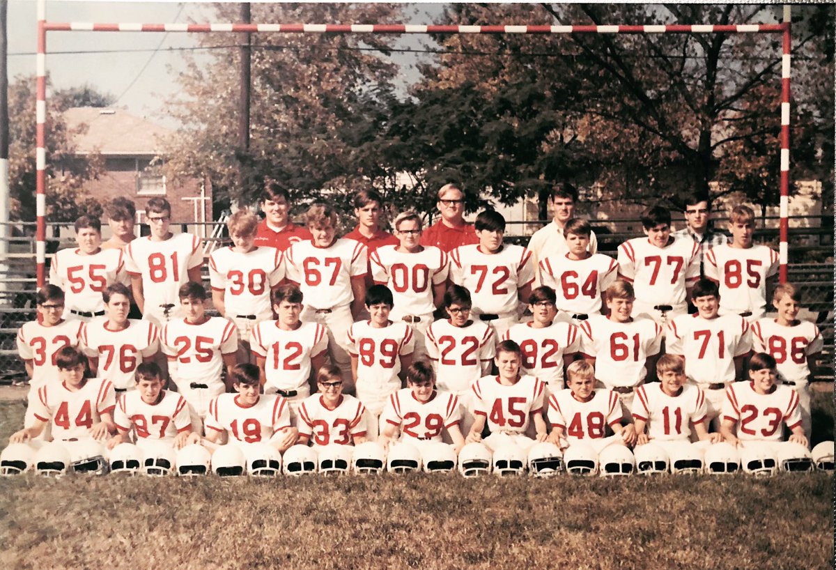 terrymeiners's tweet photo. #tbt 50 years ago
Saint Stephen Martyr 7th-8th grade football 🏈 #gooddudes #youthsports #catholicfootball #CSAA #Louisville https://t.co/077egTlb8n