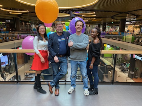 spatial_8's tweet image. First #teammeeting...EVER!

And celebrating a new partnership... stay tuned for the news!

Vicky, @teemuo, @JohOrengo, Aderemi repping 4 continents #Diversity

#XRNation #WeAreSpatial