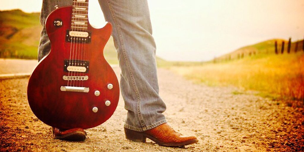 EiHYzuoXgAYnjI7.jpg:large