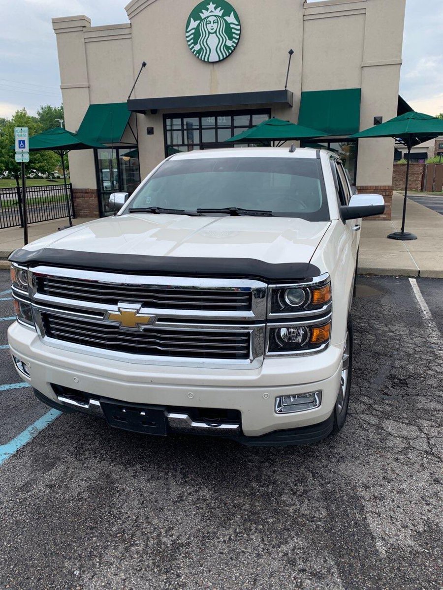 DariusJohnsonTV's tweet photo. BREAKING NOW: Police say someone stole a white 2014 Chevrolet Silverado High Country license plate DPC803 from a BP Gas Station in Plainfield.

A 6month old was in the backseat!
CALL 911 or @PlainfieldPD if you see this TRUCK! Help bring this baby home.

SHARE AND RETWEET!!!! https://t.co/ZNFVzsfg2U