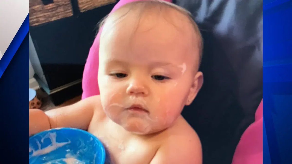 DariusJohnsonTV's tweet photo. BREAKING NOW: Police say someone stole a white 2014 Chevrolet Silverado High Country license plate DPC803 from a BP Gas Station in Plainfield.

A 6month old was in the backseat!
CALL 911 or @PlainfieldPD if you see this TRUCK! Help bring this baby home.

SHARE AND RETWEET!!!! https://t.co/ZNFVzsfg2U
