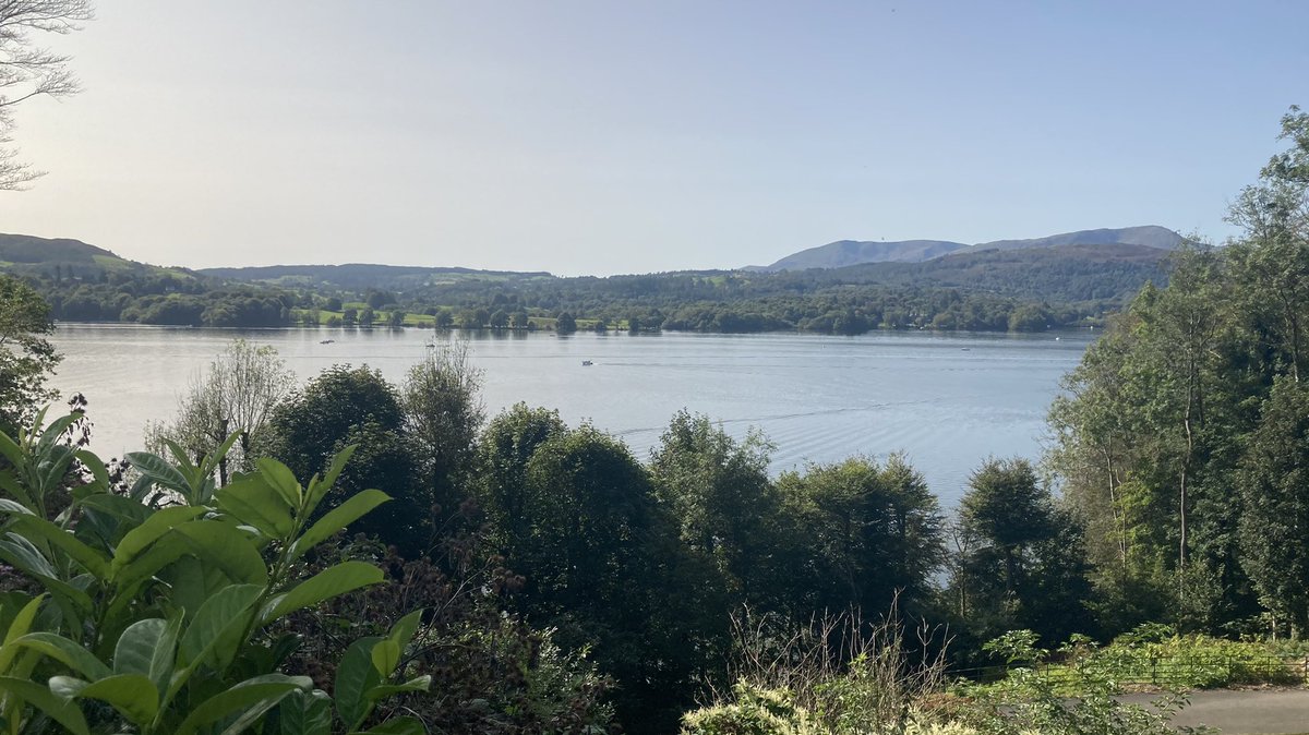 Absolutely stunning day here <a href="/TheSamlingHotel/">The Samling</a> in the #LakeDistrict.  @DavidAllenIT always helping our clients. :)