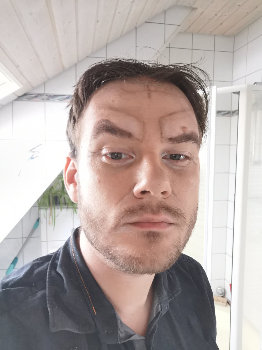 Das ist meine Transformation zu Bigby Wolf, bekannt aus #fables und aus #wolfamongus! Das Cosplay benutze ich nur auf der ComicCon in Stuttgart.
#cosplay #wolfamonguscosplay #wolfamongus #fables #comicon2020 #comicon #makeup #verwandlung #comics #graphicnovel #games #owl #isso https://t.co/7hcs10g9xq