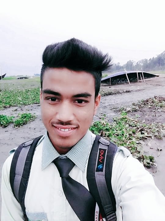 SHISHIRAHMADSH5's tweet photo. 💕💕💕College life💕💕💕 https://t.co/O3UPBXX71q